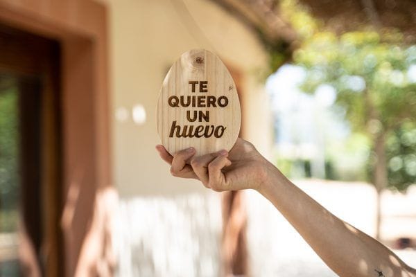 Te quiero un huevo de madera | Laletreria.es